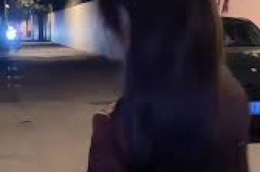 某顶流明星深夜被拍与神秘女子共进晚餐疑似新恋情曝光！
