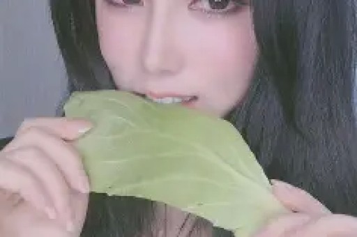 男明星陈德修被曝出轨前女友晒出聊天记录小三：对此并不知情