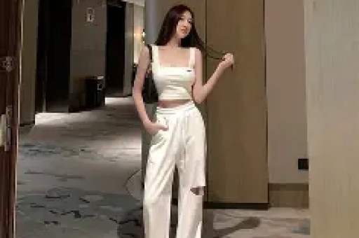 迪丽热巴《白日提灯》被骂惨自曝没剧本可接遭群嘲